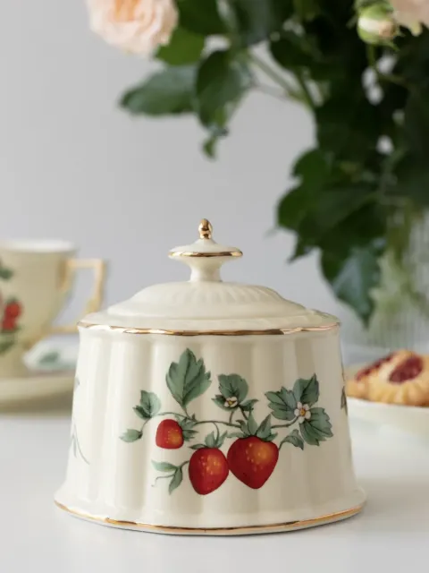 Сахарница с крышкой керамическая