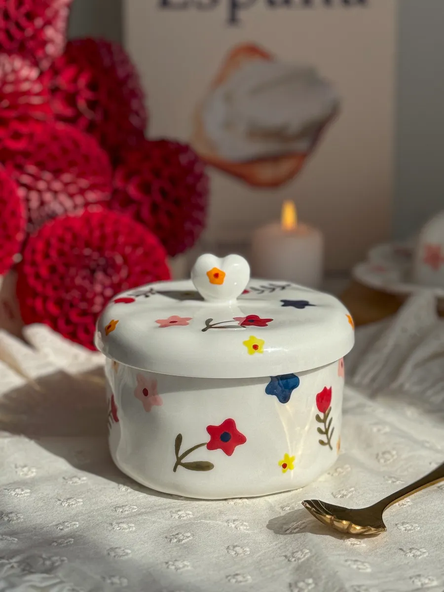 Сахарница с крышкой керамическая