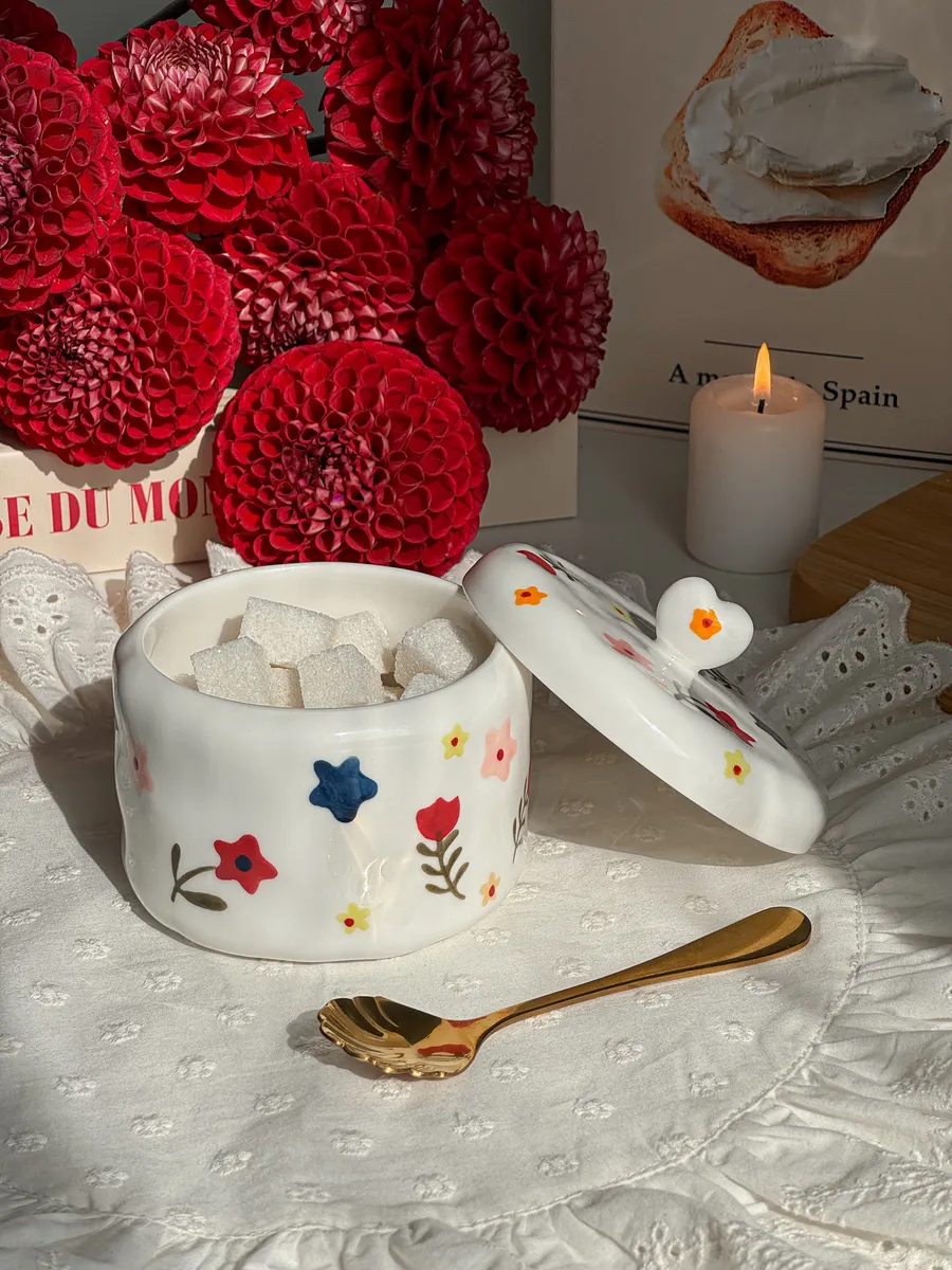 Сахарница с крышкой керамическая